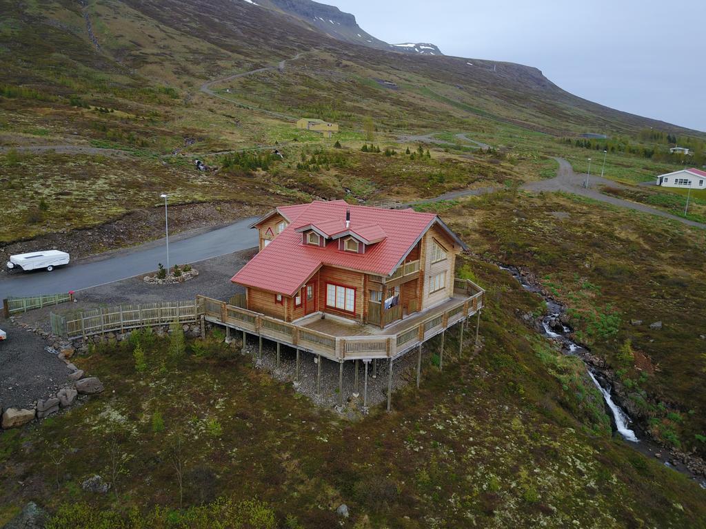 Family Home Faskrudsfjordur Eksteriør billede